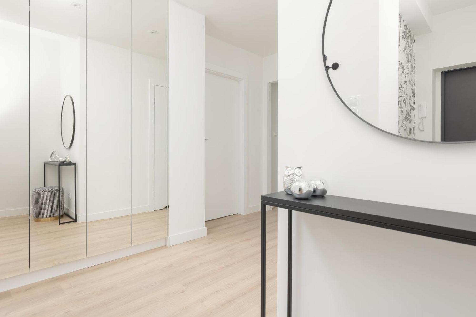 Amazing Spacious Apartments In Warsaw City Center By Noclegi Renters Bagian luar foto